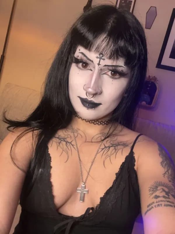 Mary Qtpie sissy queen